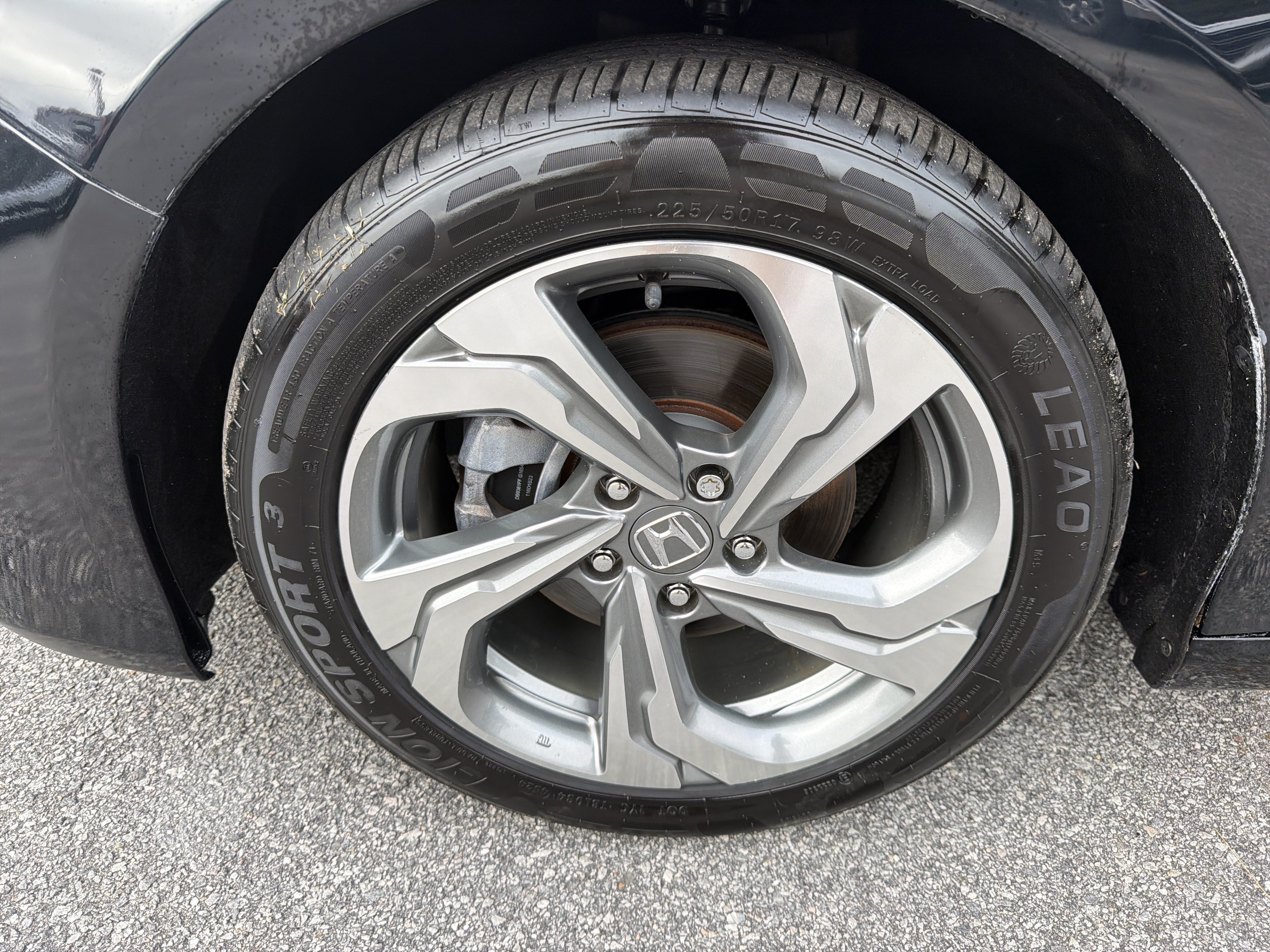 Used 2018 Honda Accord EX-L image 12