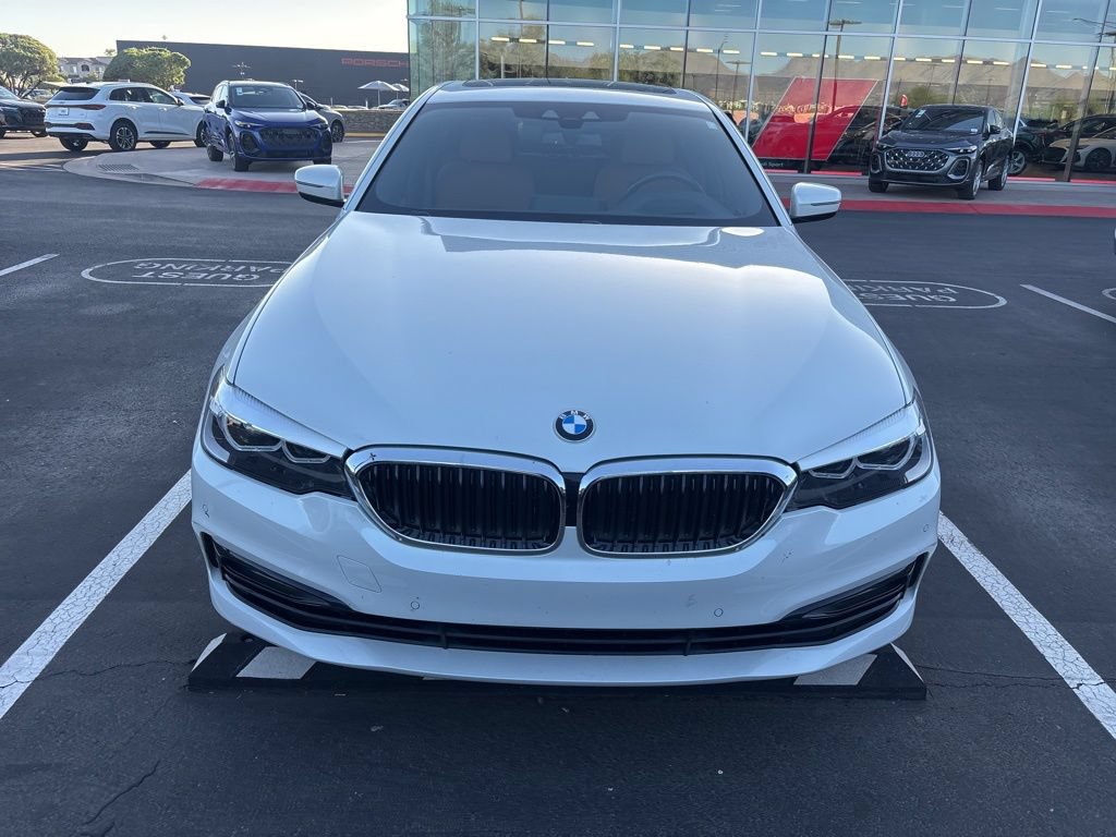 Used 2018 BMW 540i RWD image 2