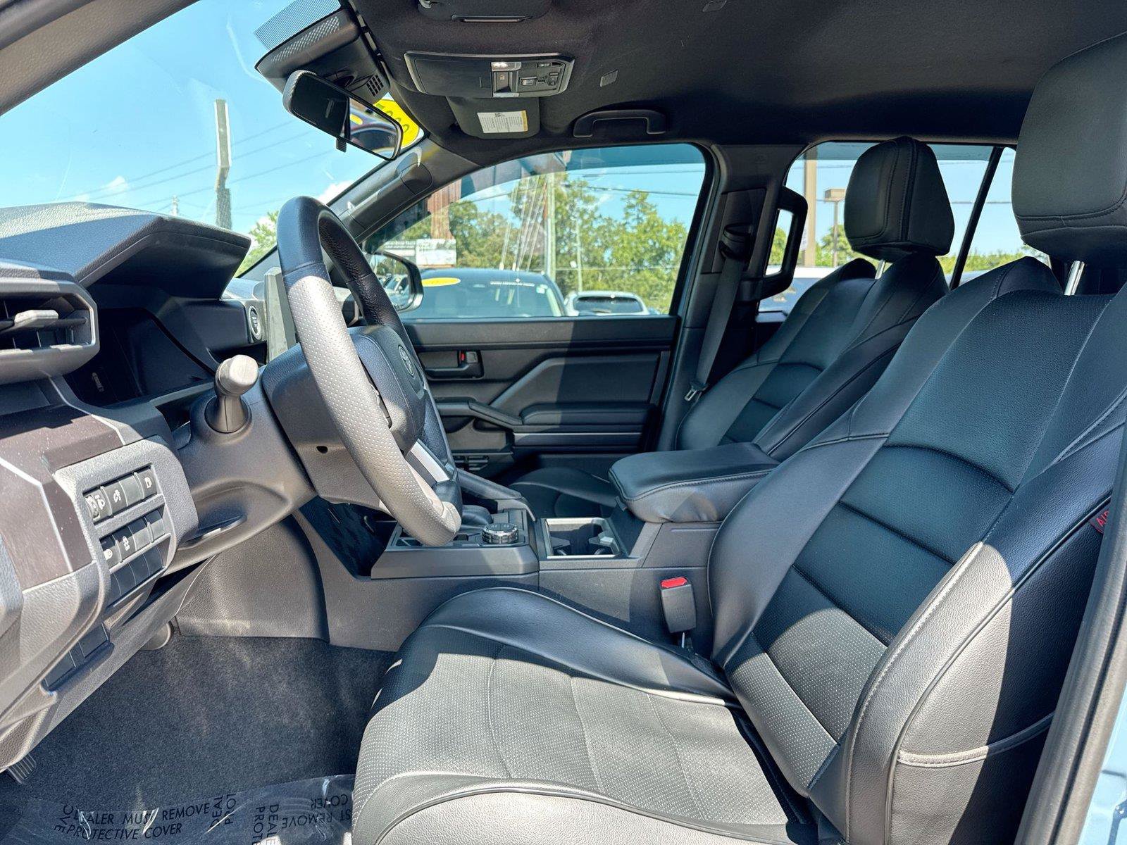 Used 2025 Toyota 4Runner SR5 RWD image 3