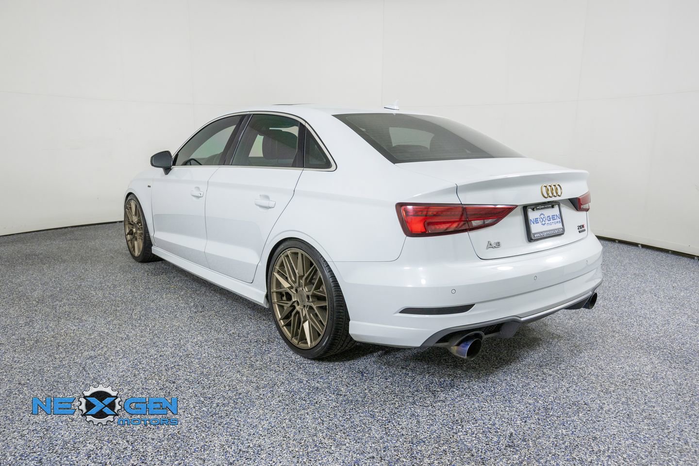 Used 2018 Audi A3 2.0T Premium Plus w/ Premium Plus Package AWD/4WD image 5