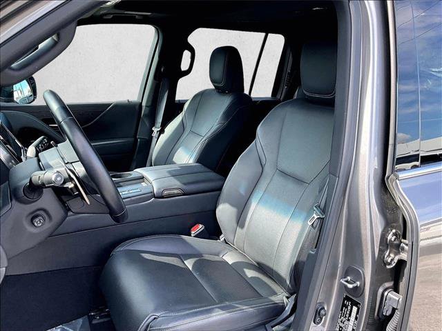 Used 2023 Lexus LX 600 4WD w/ Premium Package image 27