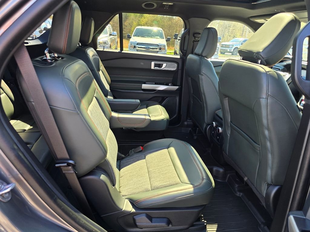 Used 2023 Ford Explorer Timberline w/ Timberline Technology Package AWD/4WD image 10