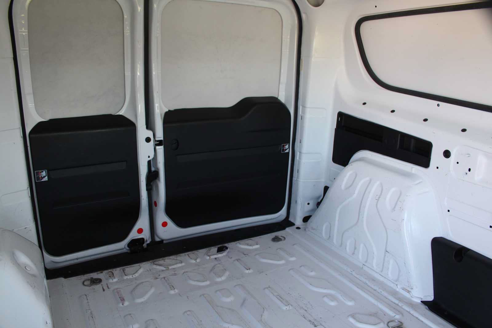 Used 2021 RAM ProMaster City Tradesman FWD image 22