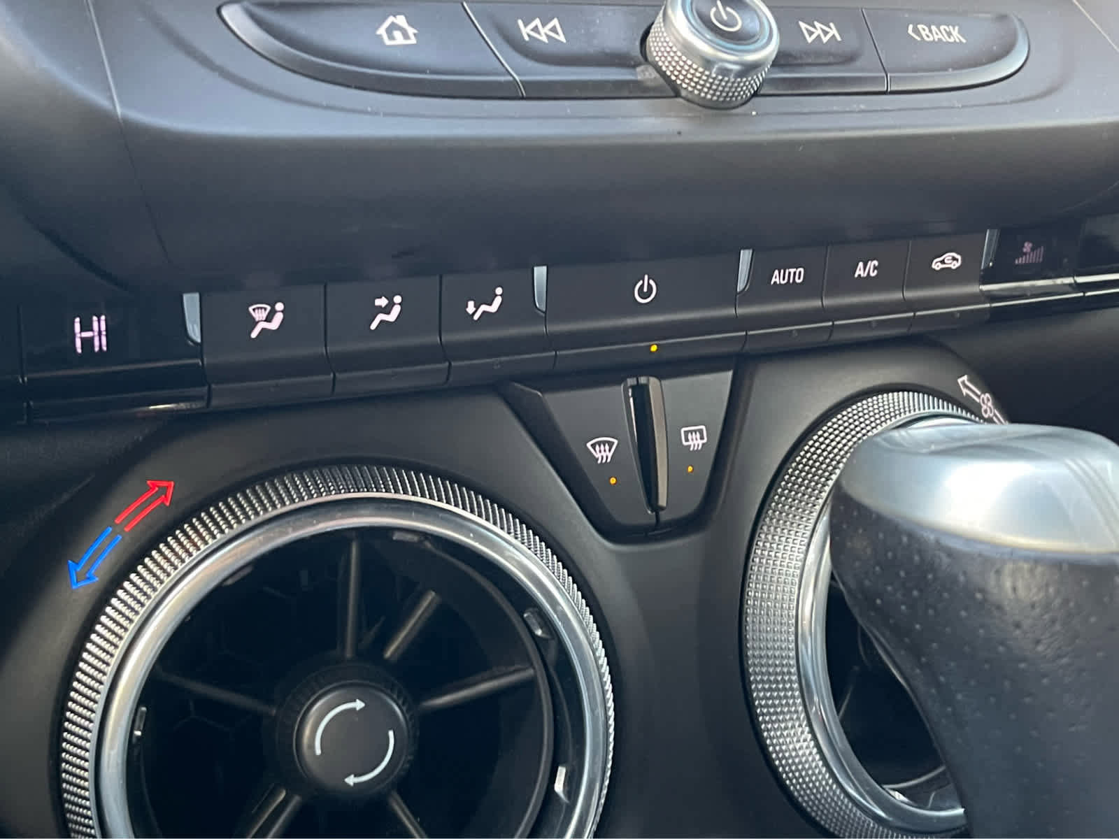 Used 2017 Chevrolet Camaro SS image 15