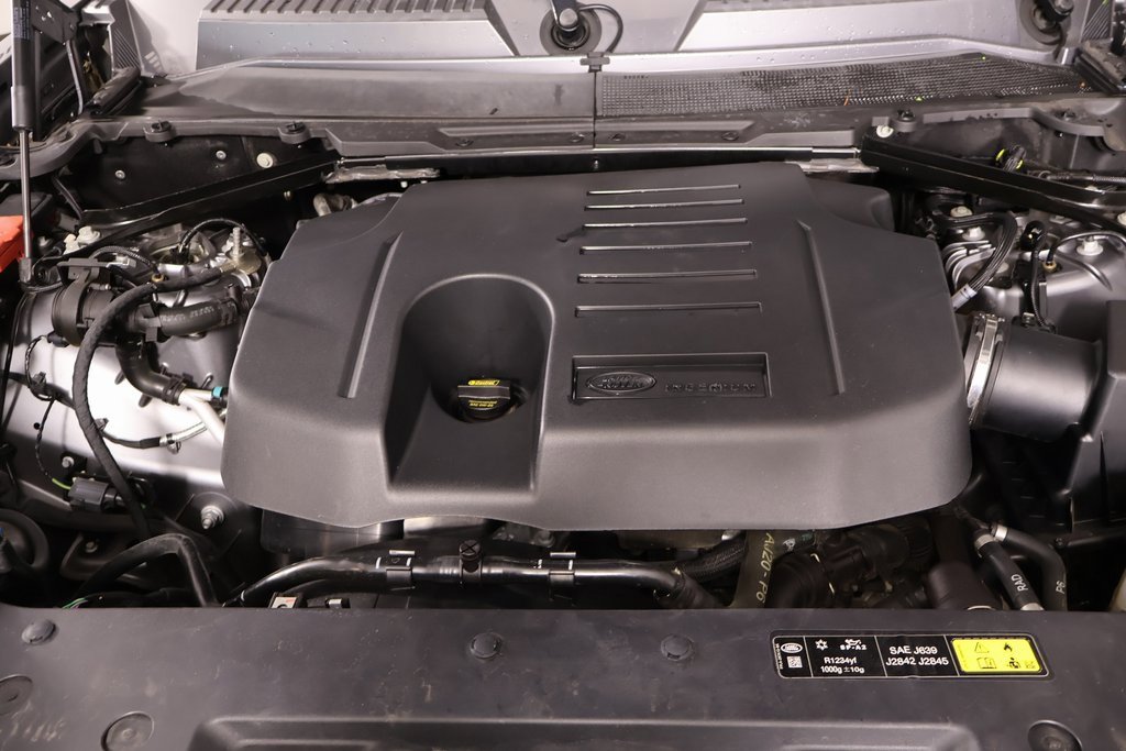 Used 2020 Land Rover Defender 110 HSE image 19