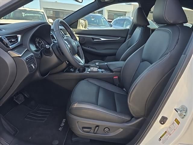 Used 2025 INFINITI QX55 Luxe w/ Cargo Package image 15