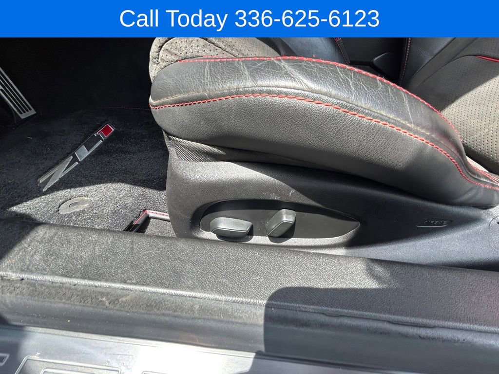 Used 2018 Chevrolet Camaro ZL1 RWD image 16