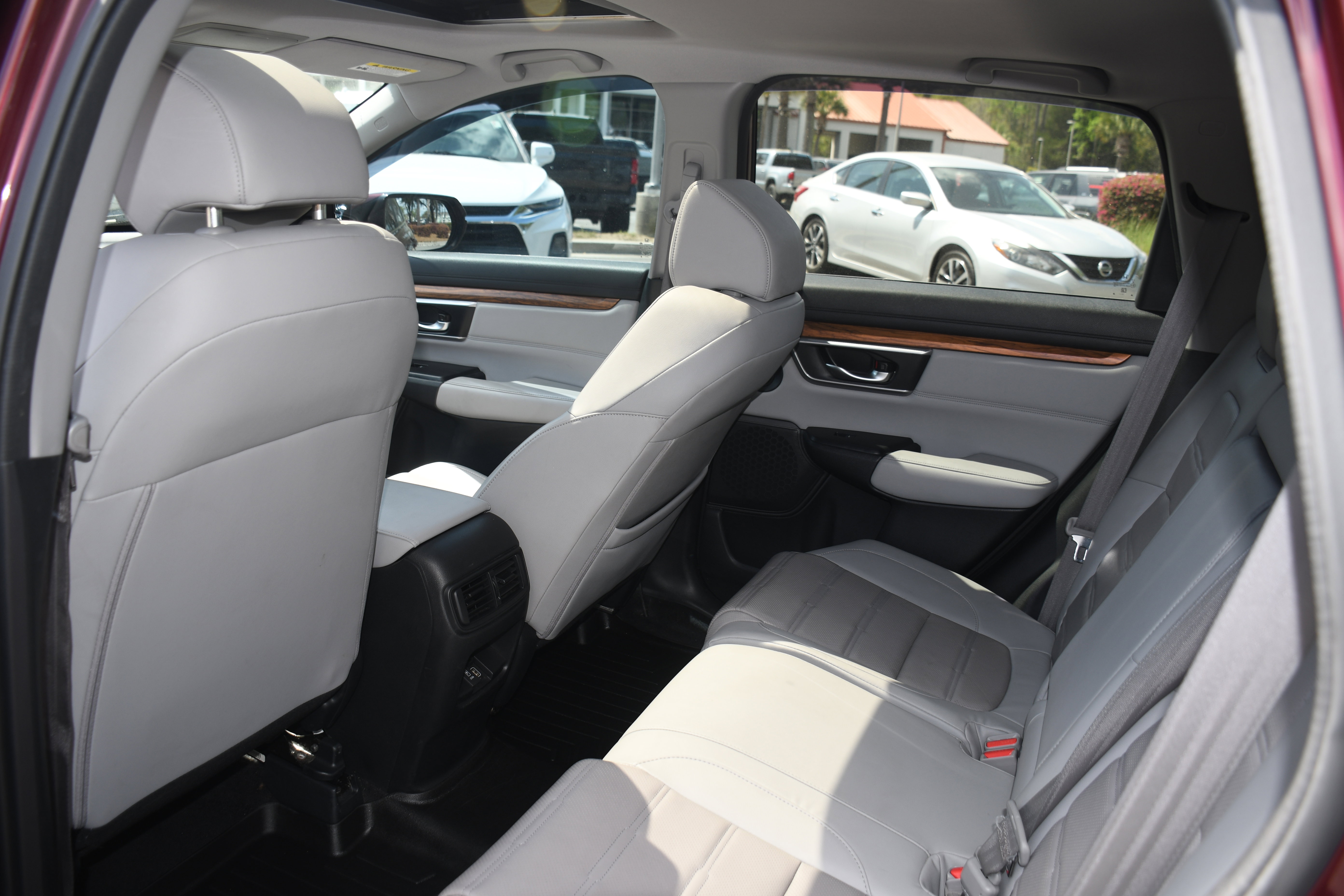 Used 2018 Honda CR-V EX-L image 17