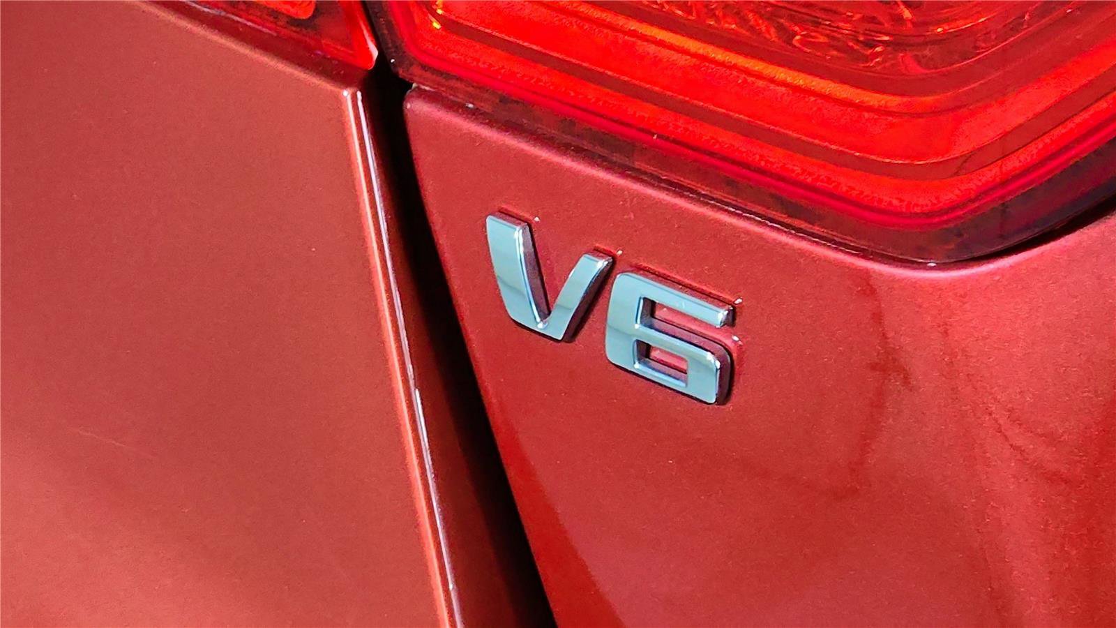 Used 2015 Chevrolet Impala LT image 35