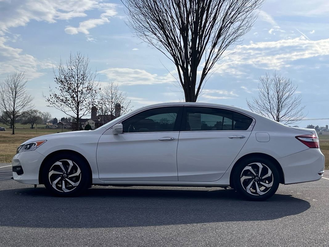 Used 2017 Honda Accord EX-L image 5