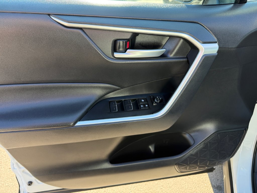 Certified 2025 Toyota RAV4 XLE AWD/4WD image 26
