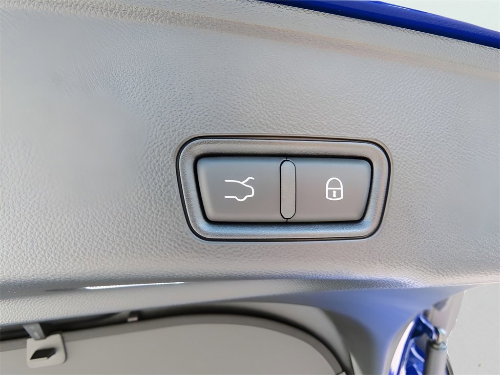 New 2024 Maserati Grecale GT image 24