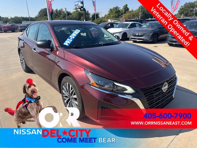 Used 2025 Nissan Altima 2.5 SV FWD image 7