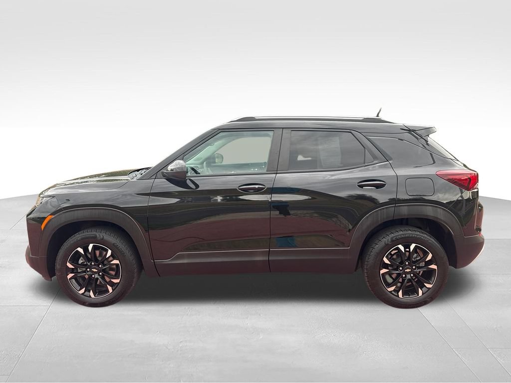 Used 2023 Chevrolet TrailBlazer LT AWD/4WD image 6