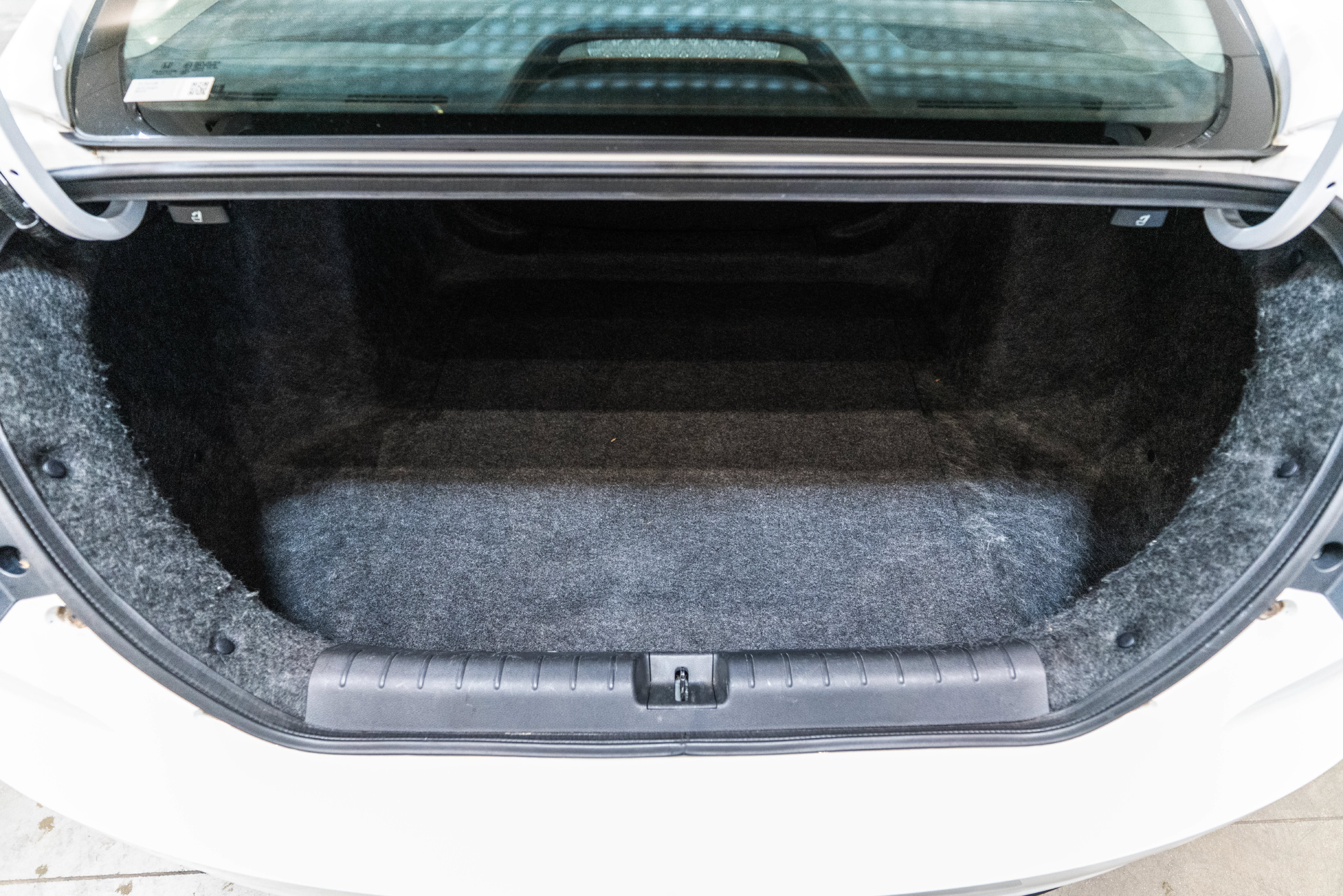 Used 2019 Honda Insight EX image 30
