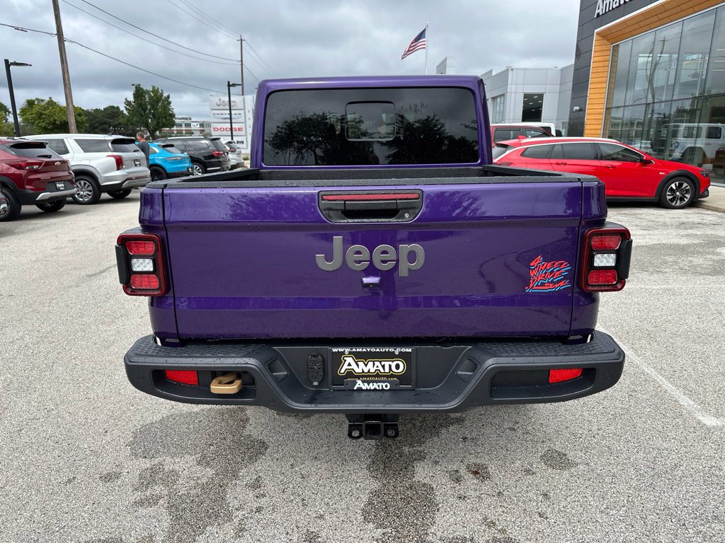 New 2026 Jeep Gladiator Sport AWD/4WD image 8