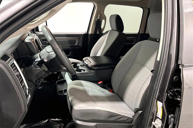 Used 2023 RAM 1500 Classic SLT image 23