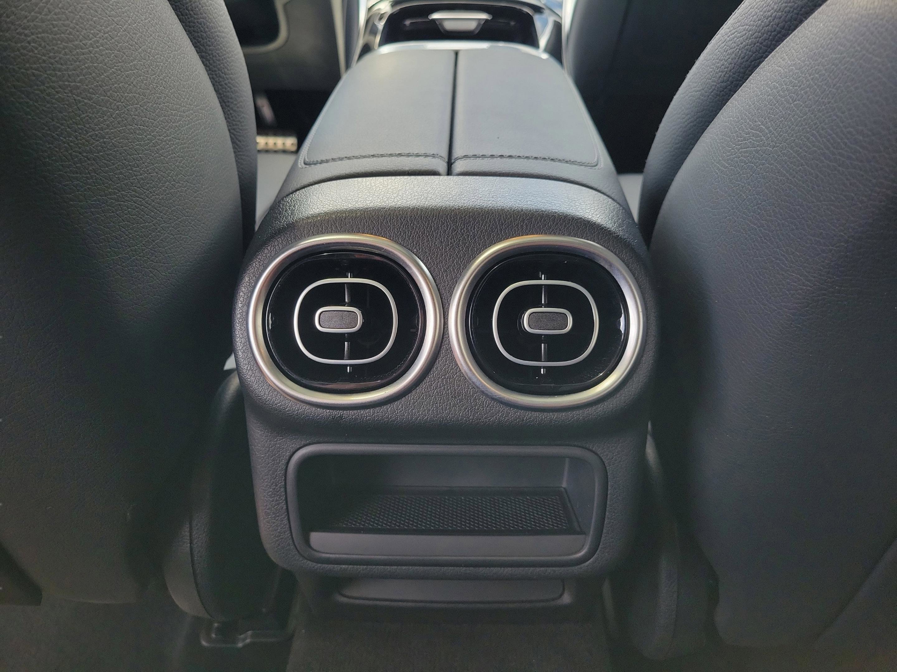 Certified 2026 Mercedes-Benz GLC 300 4MATIC image 11