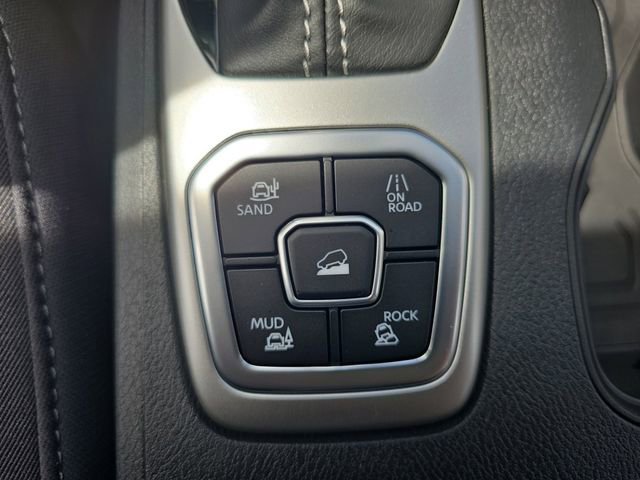 New 2026 Nissan Frontier SV AWD/4WD image 28