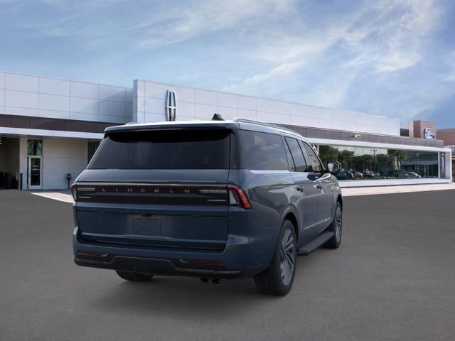 New 2026 Lincoln Navigator L Premier AWD/4WD image 9