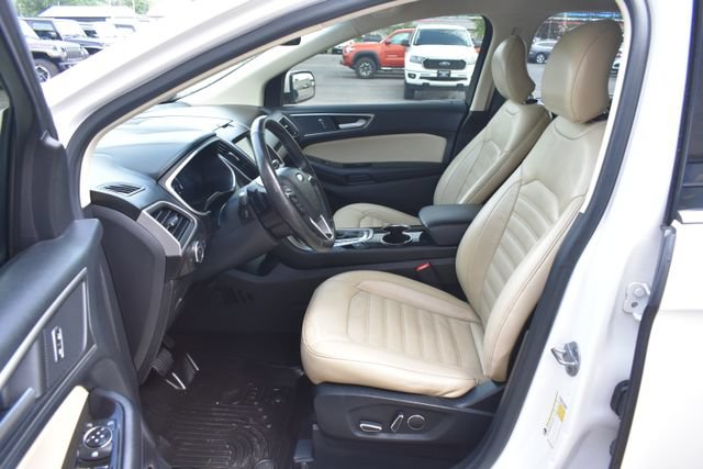 Used 2015 Ford Edge SEL w/ Equipment Group 201A AWD/4WD image 4