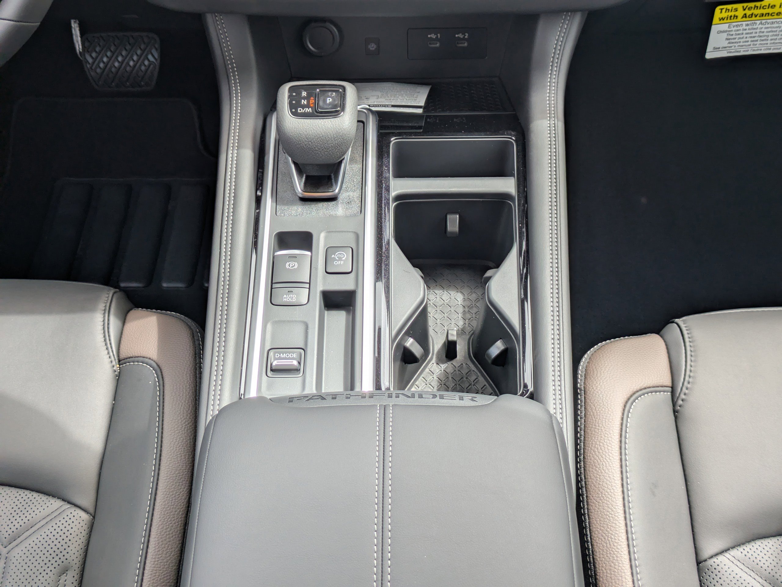 New 2026 Nissan Pathfinder Platinum w/ Cargo Package FWD image 23