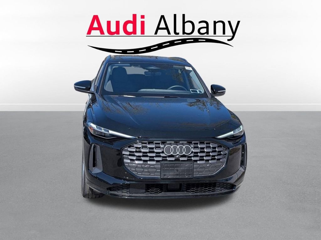 Used 2025 Audi Q5 Premium w/ Premium Plus AWD/4WD image 9