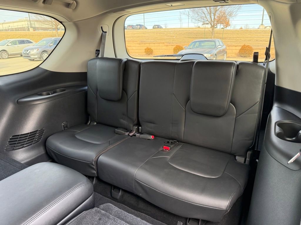 Used 2024 Nissan Armada SL w/ Captain's Chairs Package image 14