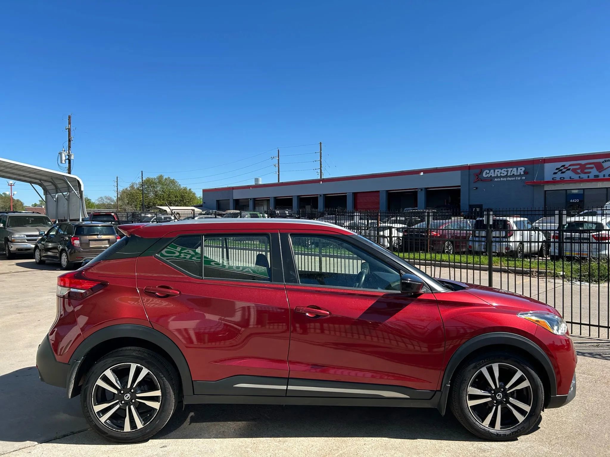 Used 2020 Nissan Kicks SR image 7
