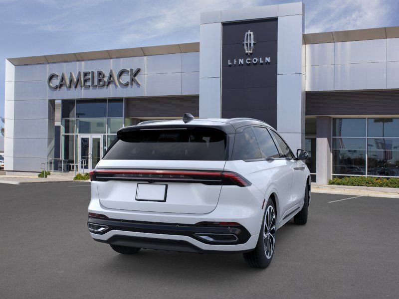 New 2026 Lincoln Nautilus Reserve image 8