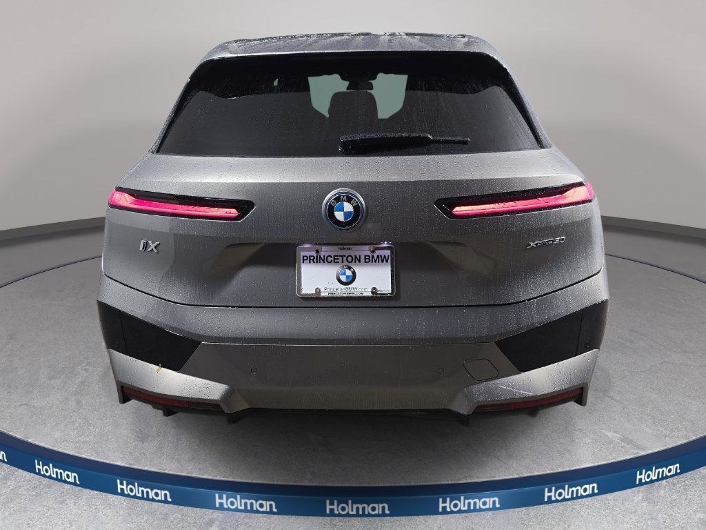 Certified 2024 BMW iX xDrive50 w/ Premium Package AWD/4WD image 6