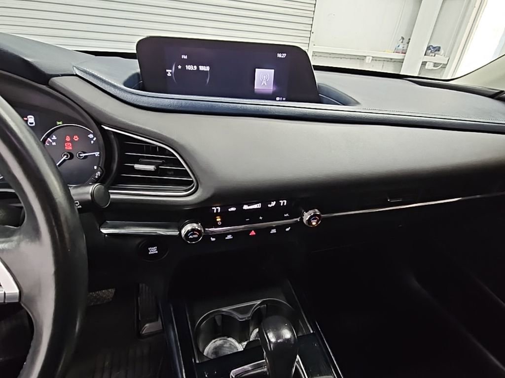 Used 2021 MAZDA CX-30 FWD 2.5 S w/ Preferred Package image 13