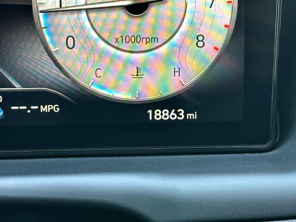 Used 2024 Hyundai Santa Cruz Night image 27