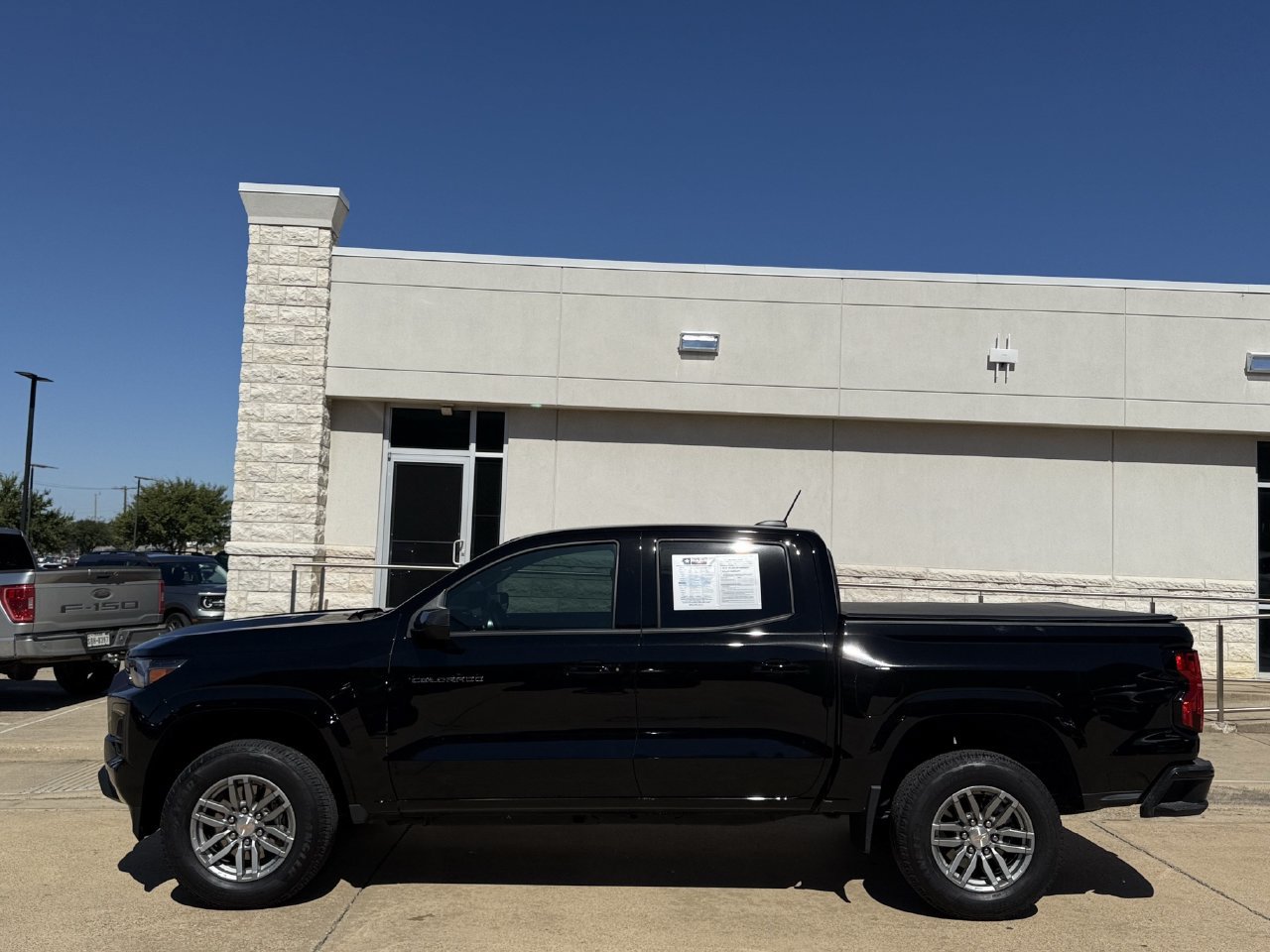 Used 2026 Chevrolet Colorado LT w/ Advanced Trailering Package RWD image 3