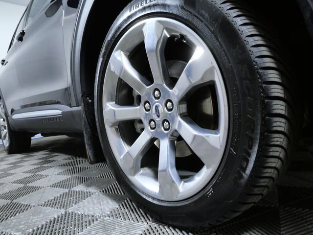 Certified 2020 Ford Explorer Platinum image 2