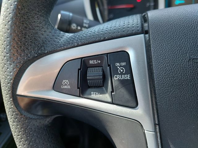 Used 2017 Chevrolet Equinox LT image 28