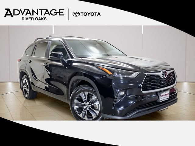 Used 2023 Toyota Highlander XLE