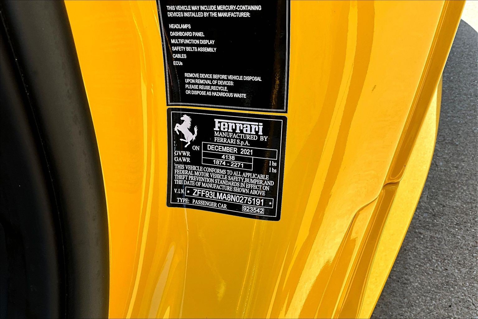 Certified 2022 Ferrari F8 Spider RWD image 17