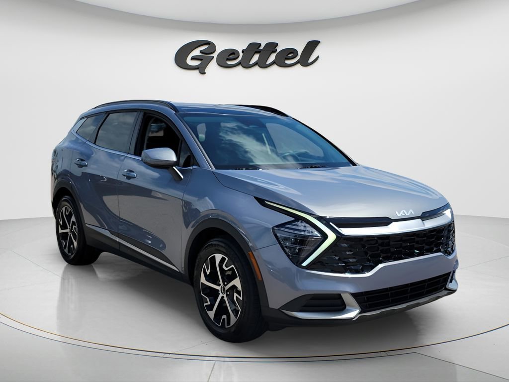 Used 2025 Kia Sportage EX w/ Premium Package image 3