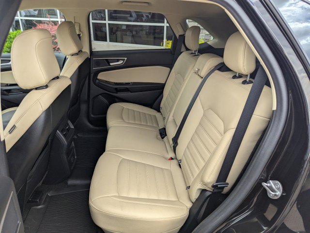 Used 2020 Ford Edge SEL AWD/4WD image 25