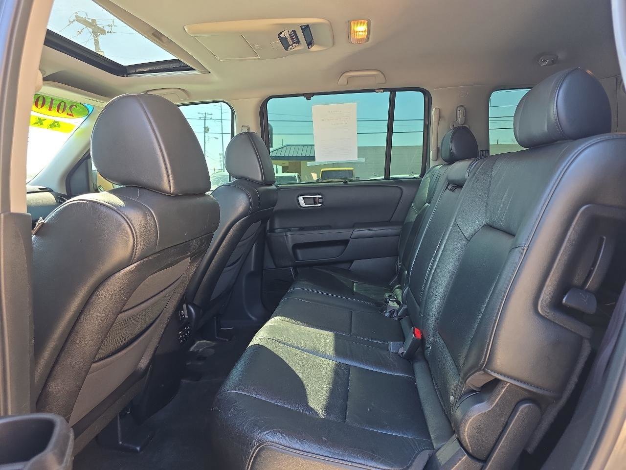 Used 2010 Honda Pilot Touring image 23