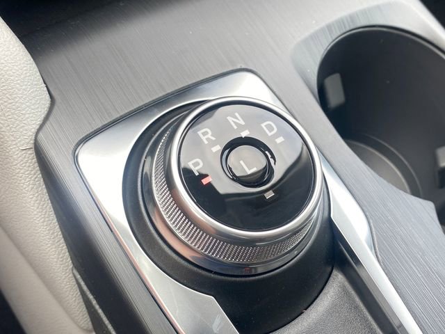 New 2025 Ford Escape SE image 28