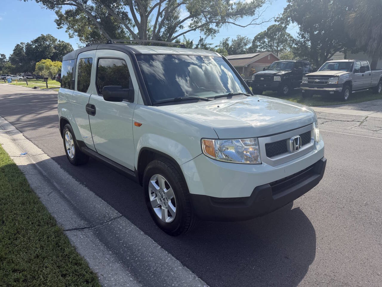 Used 2010 Honda Element EX image 2
