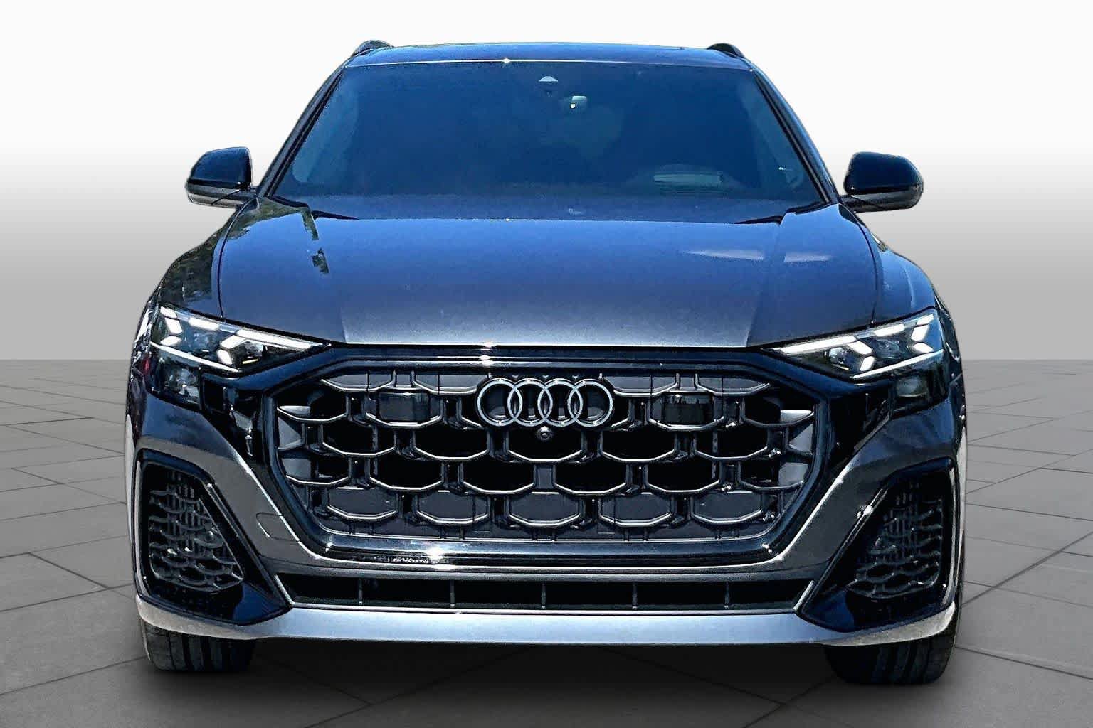 Used 2024 Audi SQ8 Prestige AWD/4WD image 4