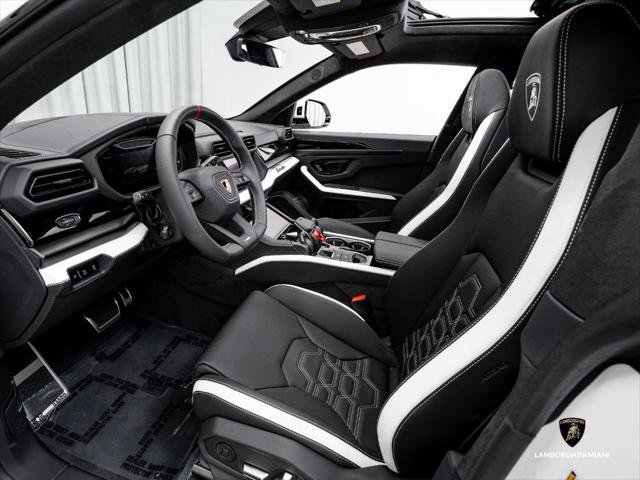 Used 2026 Lamborghini Urus SE AWD/4WD image 22