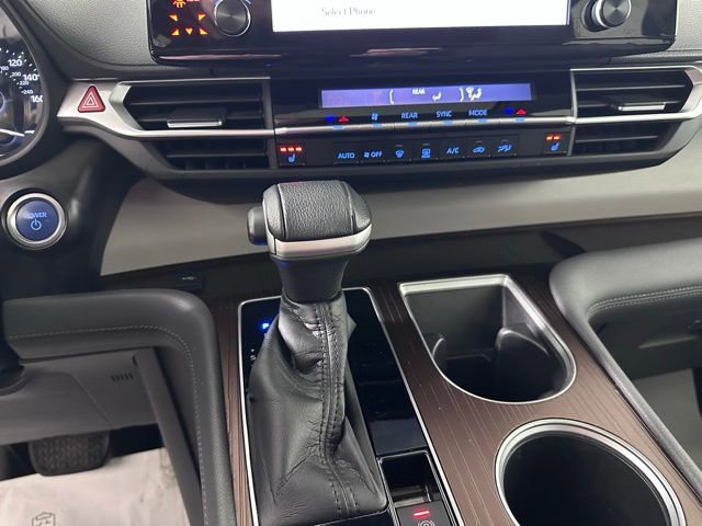 Used 2021 Toyota Sienna XLE image 31
