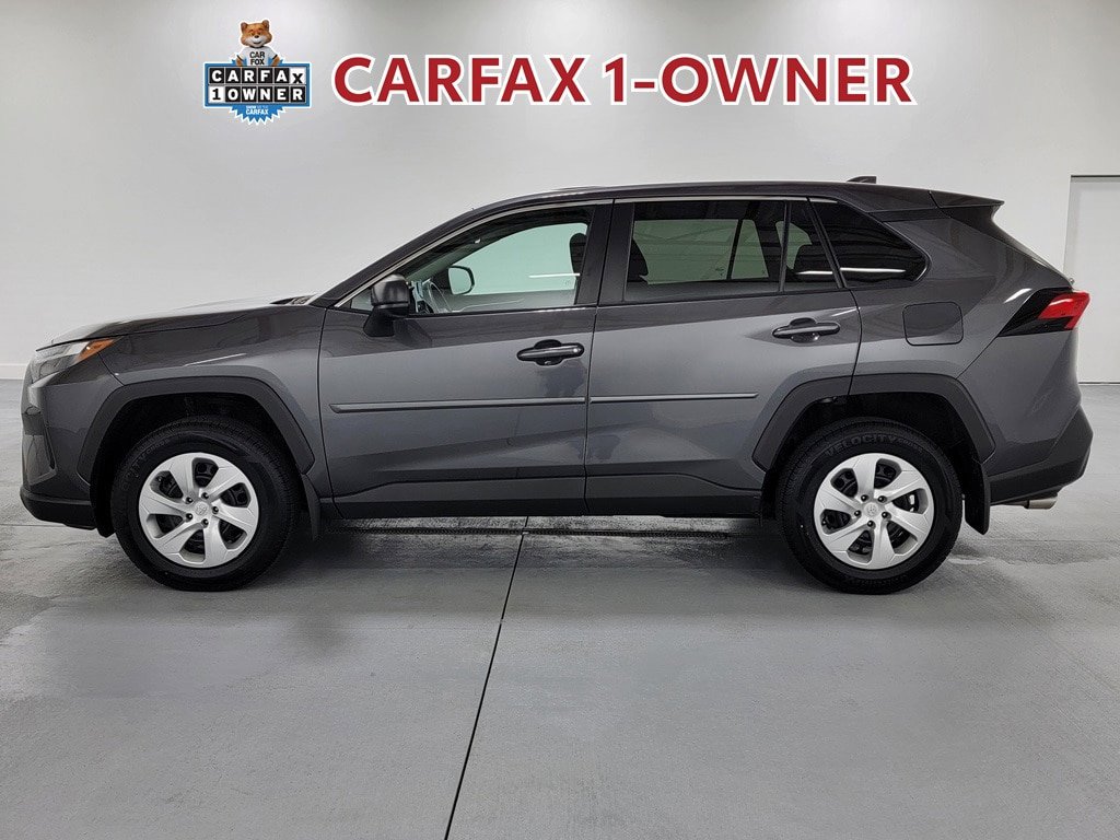 Certified 2023 Toyota RAV4 LE FWD image 5