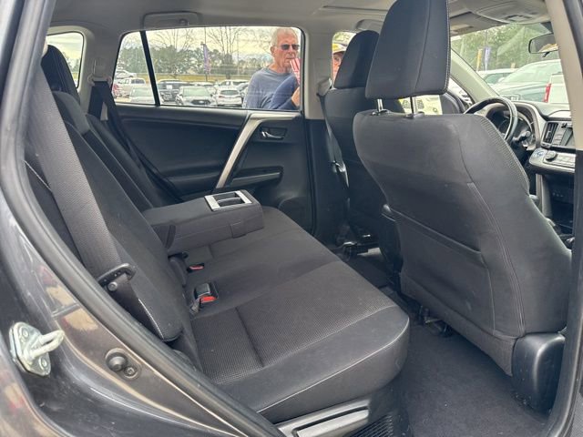 Used 2018 Toyota RAV4 XLE image 23