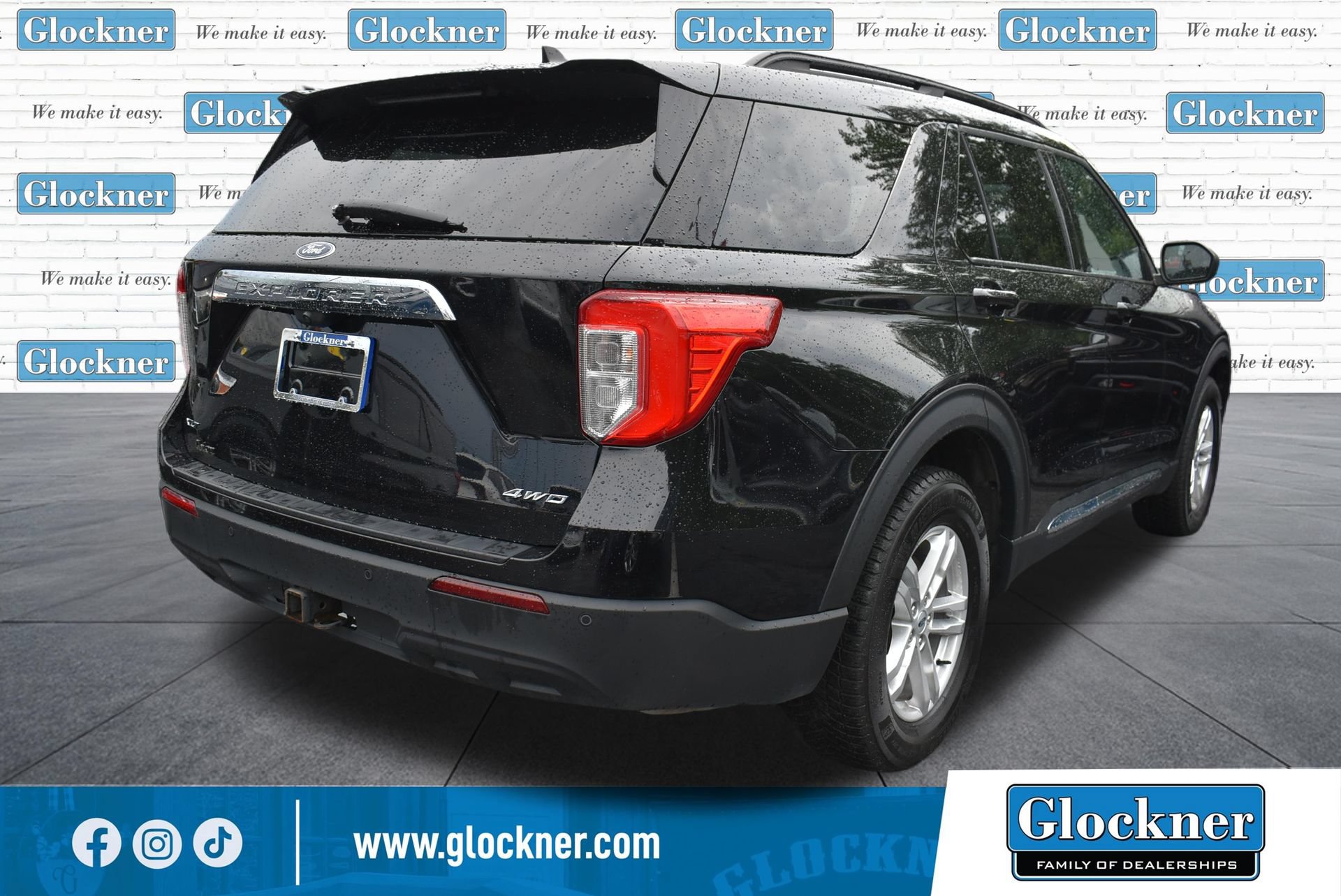 Used 2023 Ford Explorer XLT w/ Class IV Trailer Tow Package AWD/4WD image 6