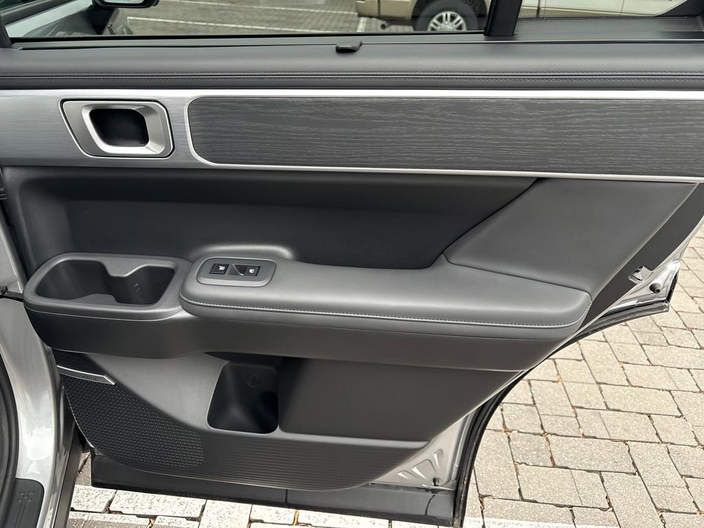 Used 2024 Hyundai Santa Fe Limited image 60